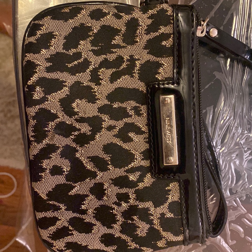Like new never used Nine West wristlet